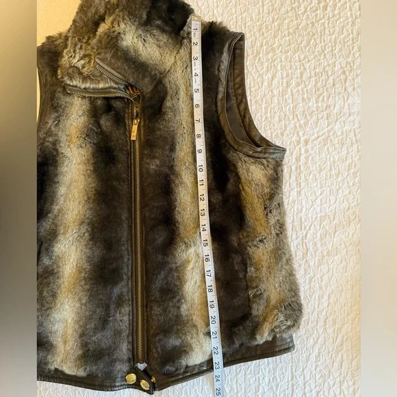 Big Chill Faux Fur & Leather Trim Vest – Size M - Picture 8 of 13